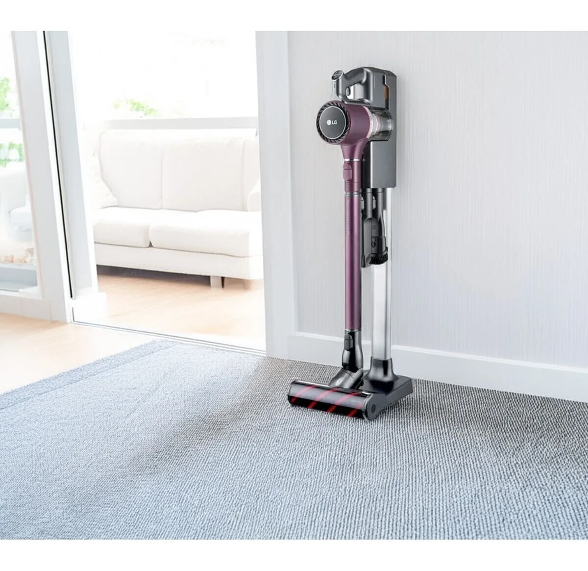 LG 4 saat şarj süresi ile 50 dakika boyunca kullanım 25.9 V Dikey